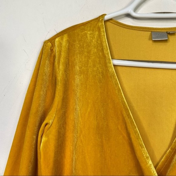 Twik Gold Crushed Velvet Cropped Wrap Top Long Sleeve M - Picture 6 of 6